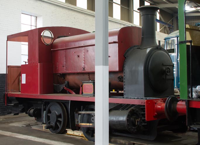 Red 0-4-0T 