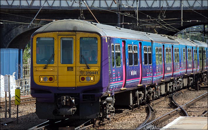 First Capital Connect EMU class 319441 coming into at Bedford station on the 10th of June 2014 