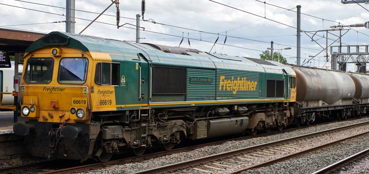  Freightliner class 66619 at Bedford station on the 17th  September 2021