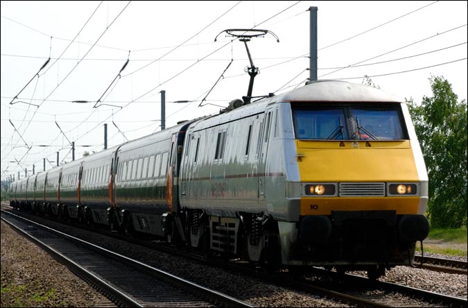 East Coast class 91110 at Conington on 6th May 2011 