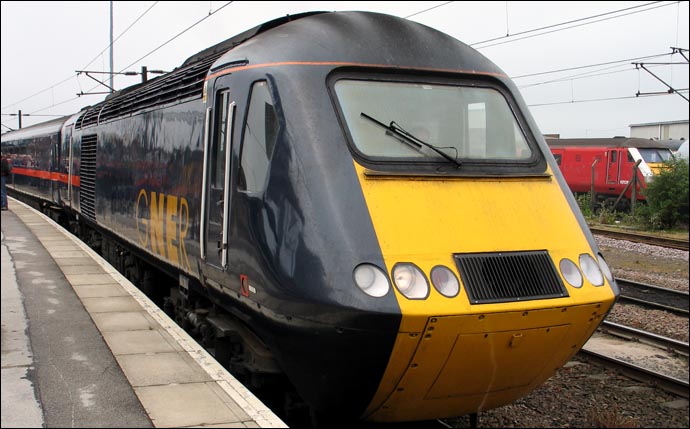 GNER HST was waiting for a crew at Doncaster station in 2007