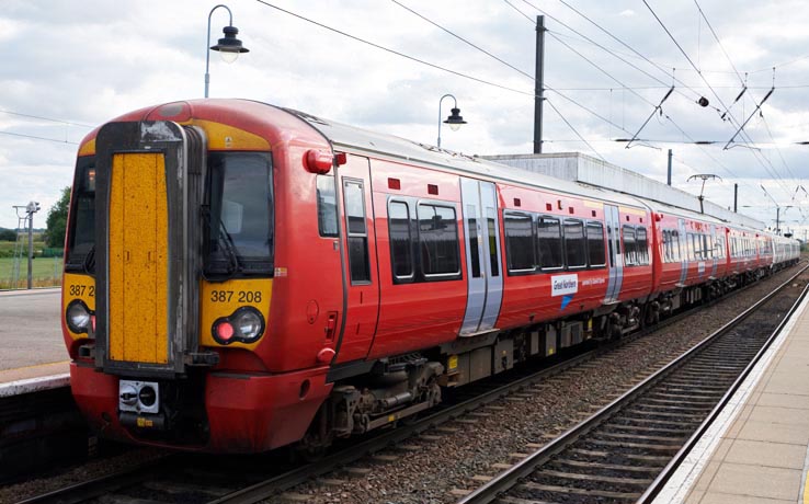 Great Northern class 387 208 in Gatwick Express red 
