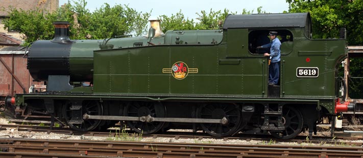 GWR 0-6-2T no.5619 