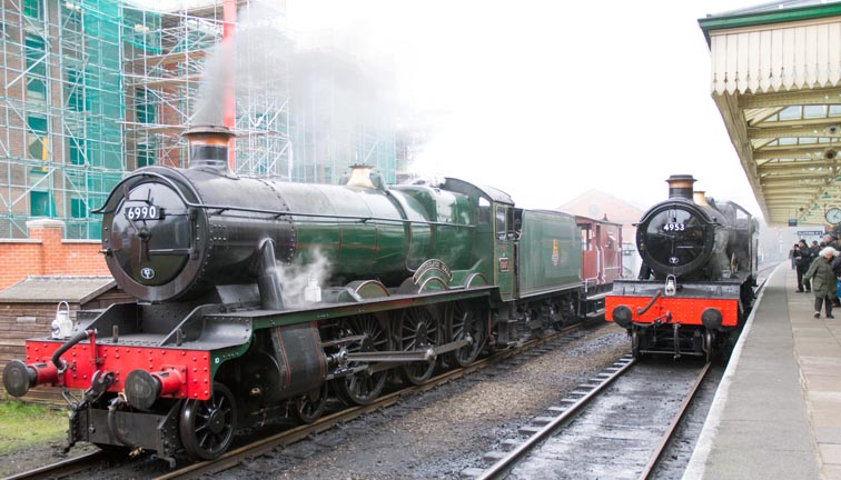GWR 4-6-0 6990 Withershake Hall and 4953 Pitchford Hall in 2020