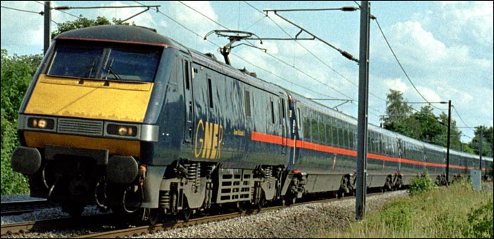 GNER Class 91 on a down train at Barkston Junction 