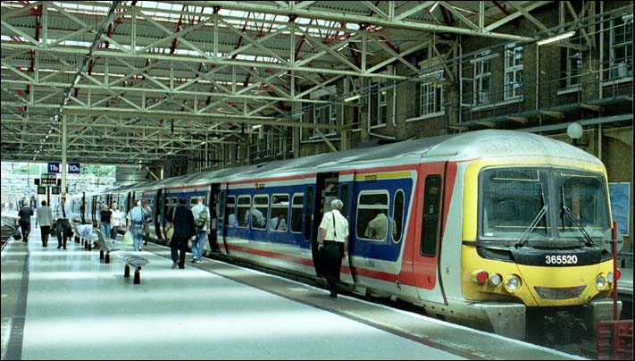 WAGN 365520 in Platform 10 at Kings Cross station