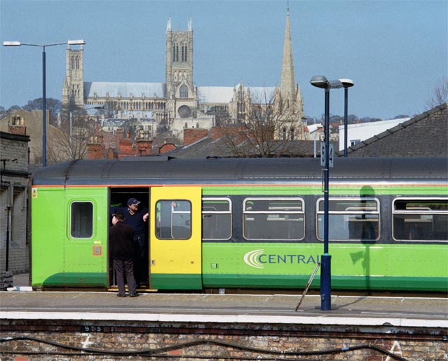 Central Trains class 153 at Lincoln