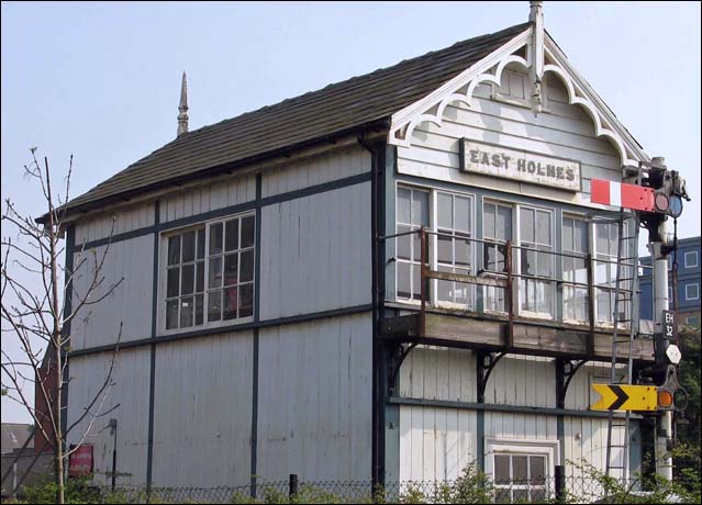  East Holmes signal box from the back in 2005