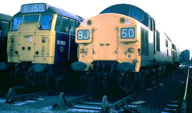 March MPD on a frosty morning with class 31182 and a Class 37 