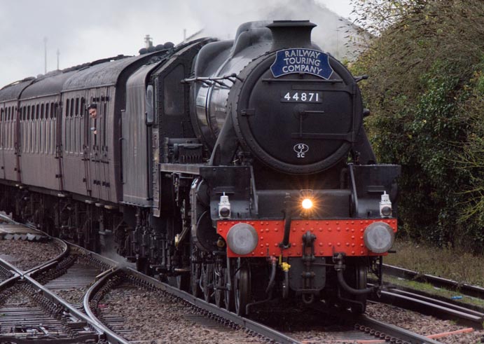 Black 5 44871 with The Railway Touring Company's The York Yuletide Express 