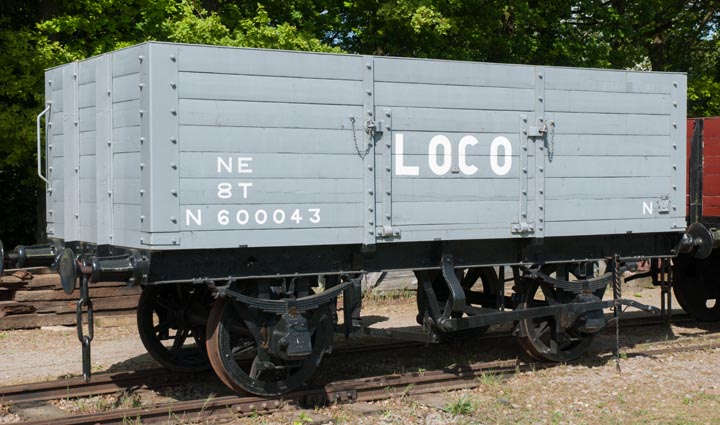 NE 8T no.600043 wooden  LOCO wagon 
