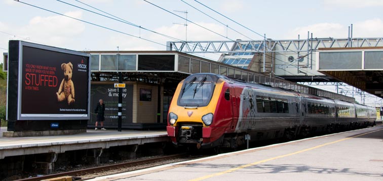  Virgin train in Milton Keynes station in 2014