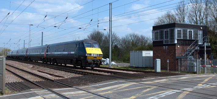 East Coast up train at Offord