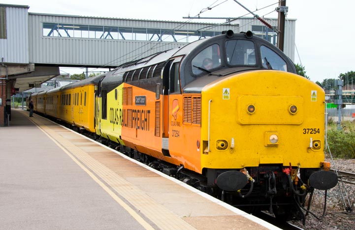 Colas Rail Freight class 37254 'Cardiff Canton' 