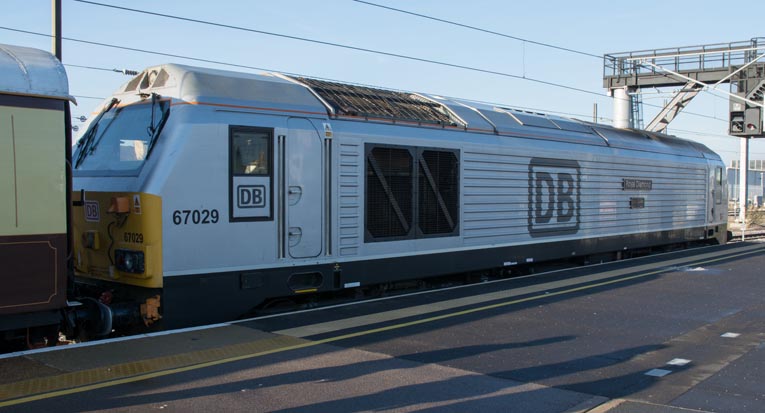 DB class 67029 Royal Diamond