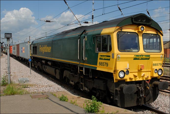 Frieghtliner class 67579 on the 14th June 2008 
