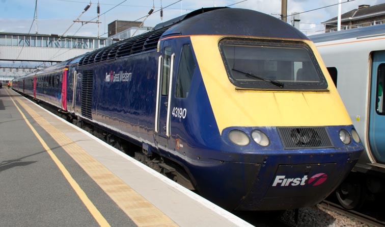 First Great Western  HST on Hire to Hull trains 