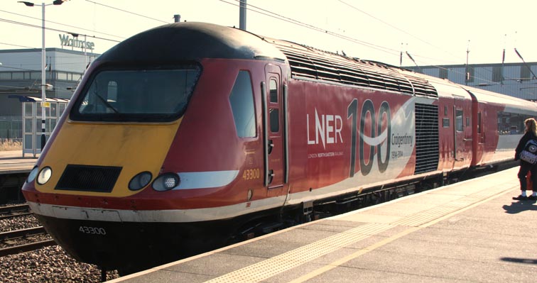 LNER HST 43308 into platform 4 on the 15th June 2019