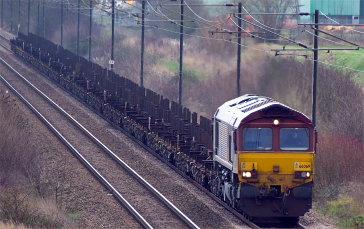 DB class 66069 on the 14th January 2019