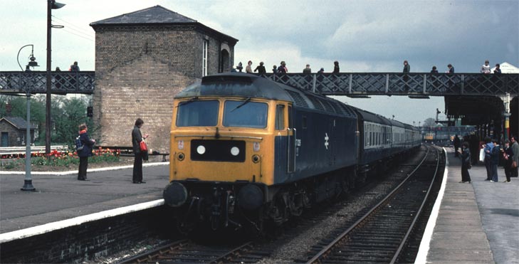  Class 47026 at Spalding station 