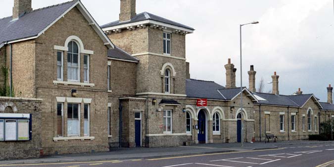 photo taken in 2002 showing the outside of Spalding station