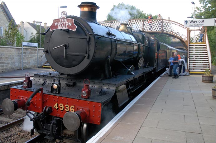 GWR Hall Class 4-6-0 no 4936 Kinlet Hall in Stamford station on the 19th of July in 2008