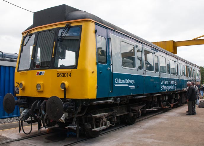 960014 in Chiltern Railways Wrexham & Shropshire colours