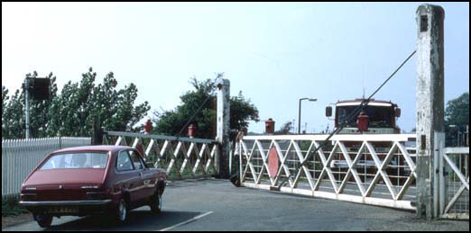 level crossing gates at Whittlesea station 