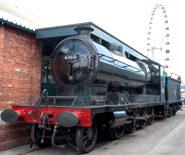 LNER Class O4 2-8-0 steam locomotive 63601 