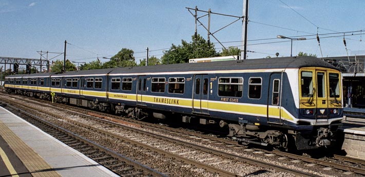 Thamslink  class 319 EMU 