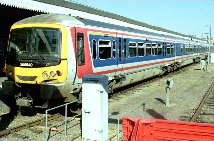 WAGN EMU 365540 in Kings Lynn station in 2004