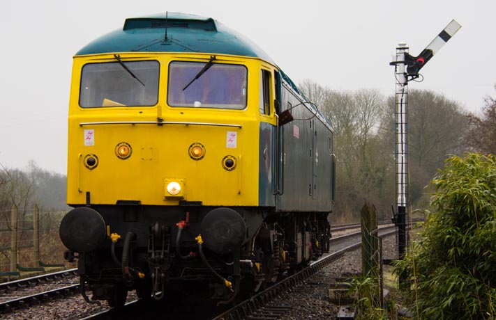 Class 47376  light engine at Thuxton 