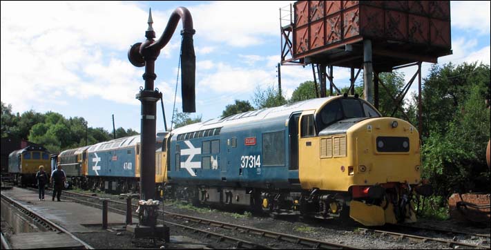 mainline diesels at The Midland Centre in 2005