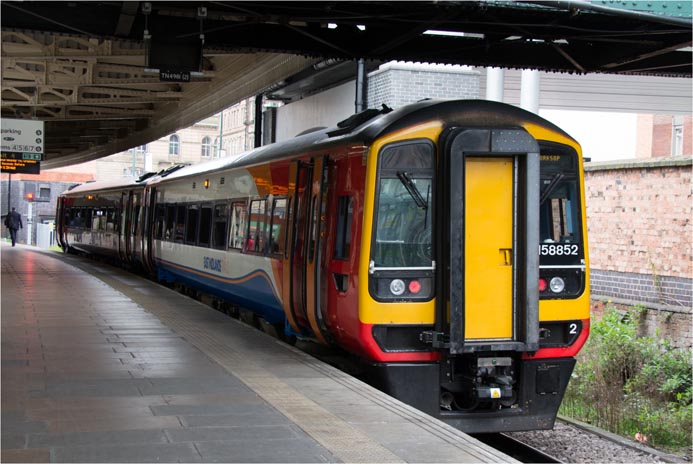 East Midland Trains class 158852 at Nottingham station 