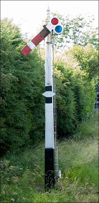 Signal at Church Lane Crossing 