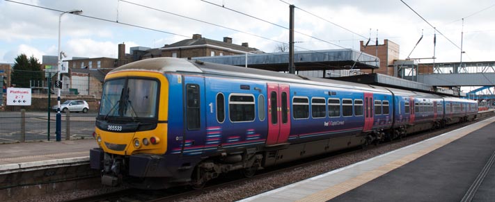 First Capital Connect  class 365533 