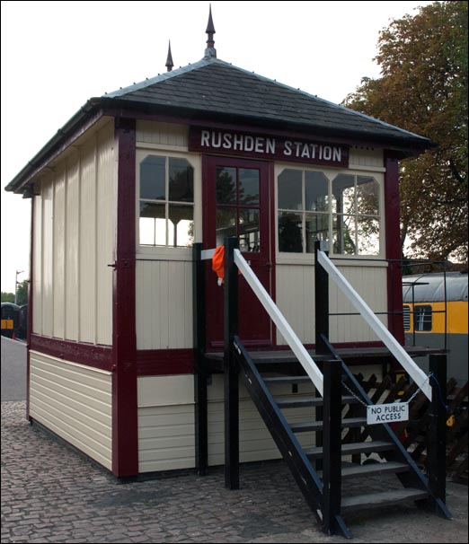 Rushden Station signal box in 2009
