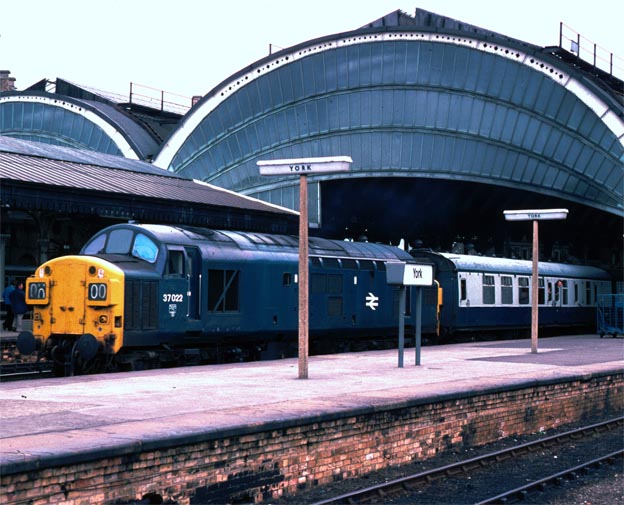 Class 37022 at York in BR days 